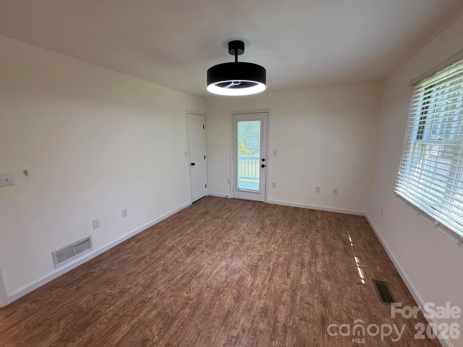 153 Locust Court - Photo 18
