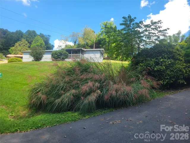 204 Kudzu Loop, Waynesville, NC, 28786