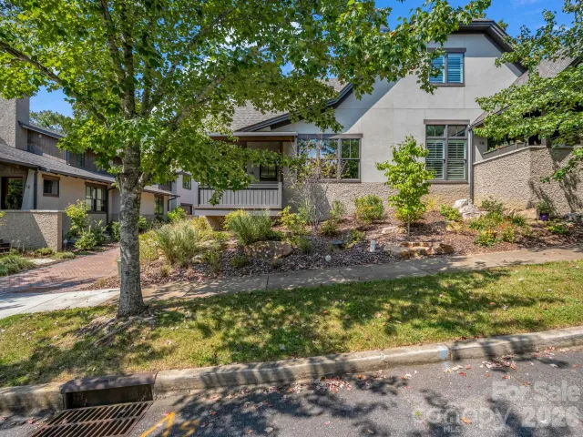 14 Keats Road, Black Mountain, NC, 28711
