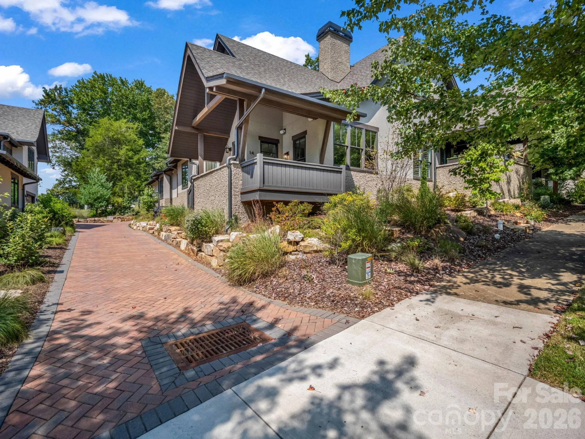 14 Keats Road - Photo 3