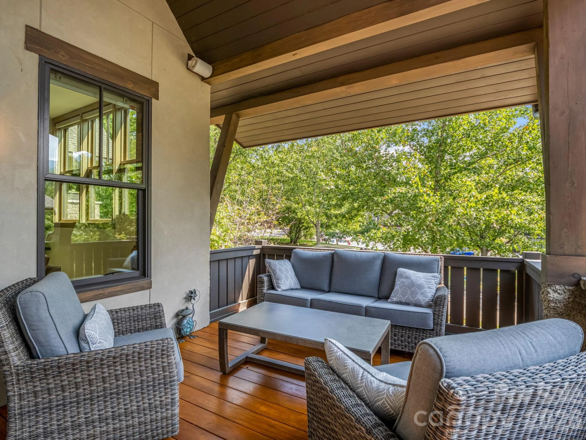 14 Keats Road - Photo 5