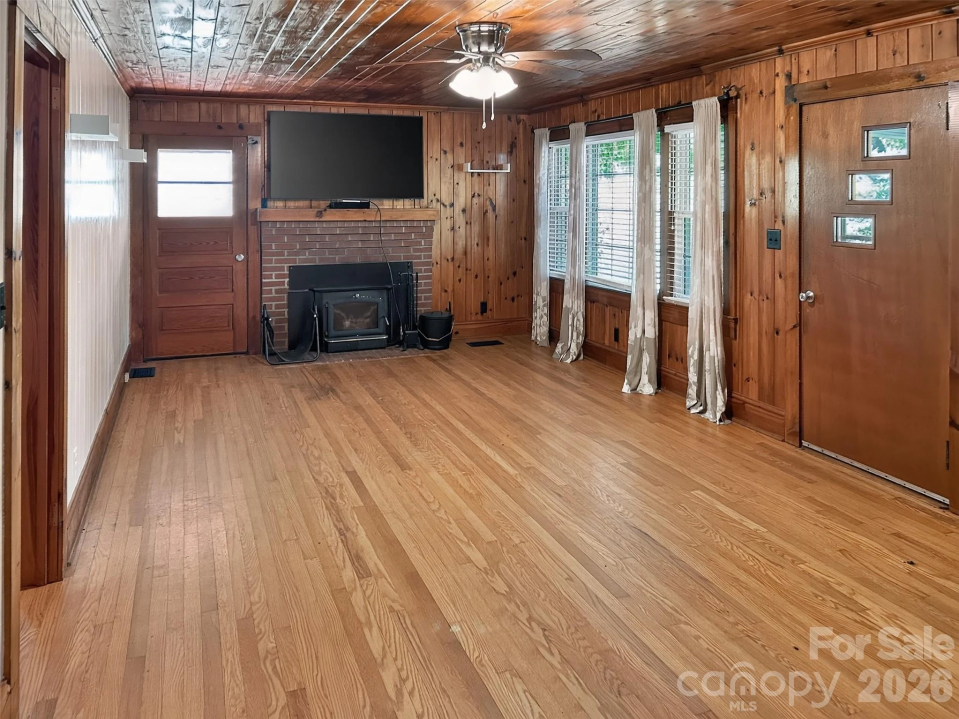683 McDaniel Road - Photo 9