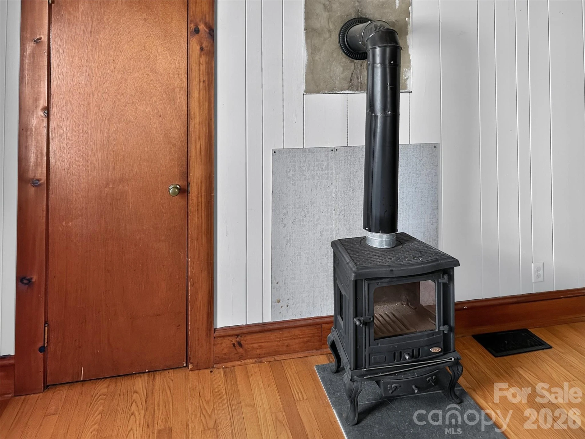 683 McDaniel Road - Photo 16