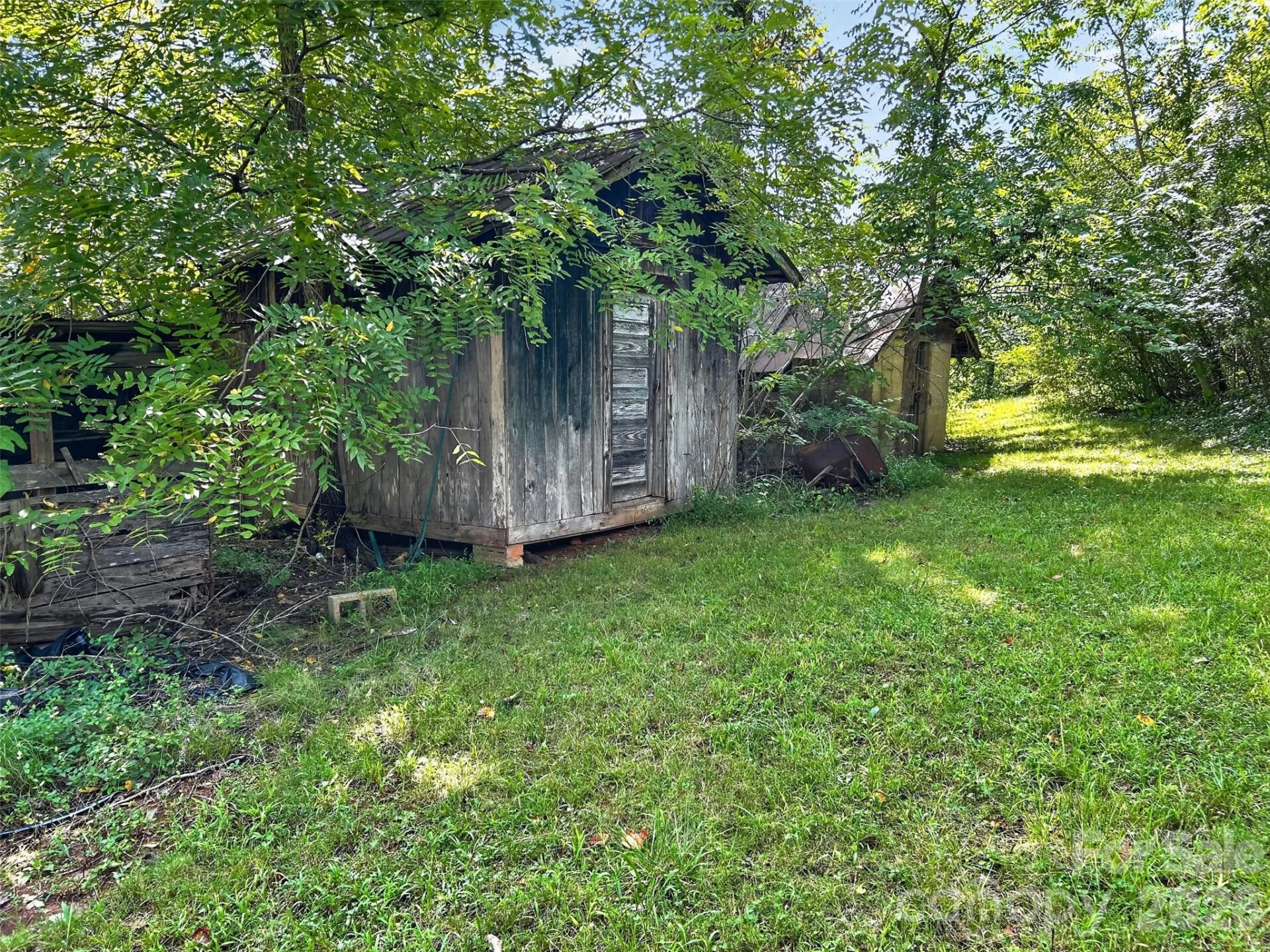 683 McDaniel Road - Photo 37
