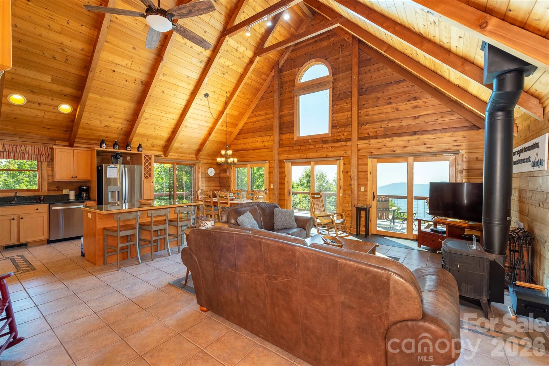 1242 Gateway Parkway - Photo 6