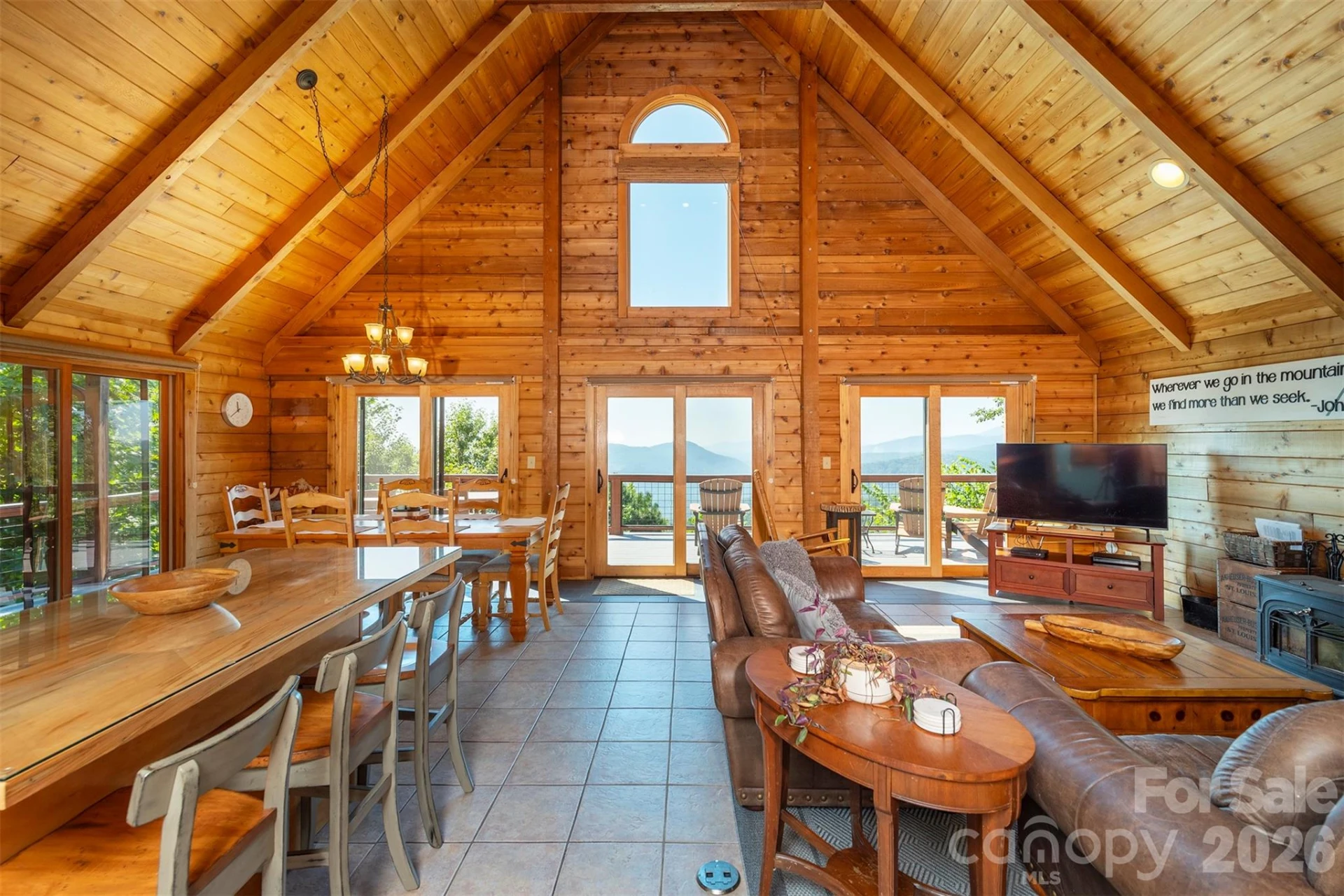 1242 Gateway Parkway - Photo 7