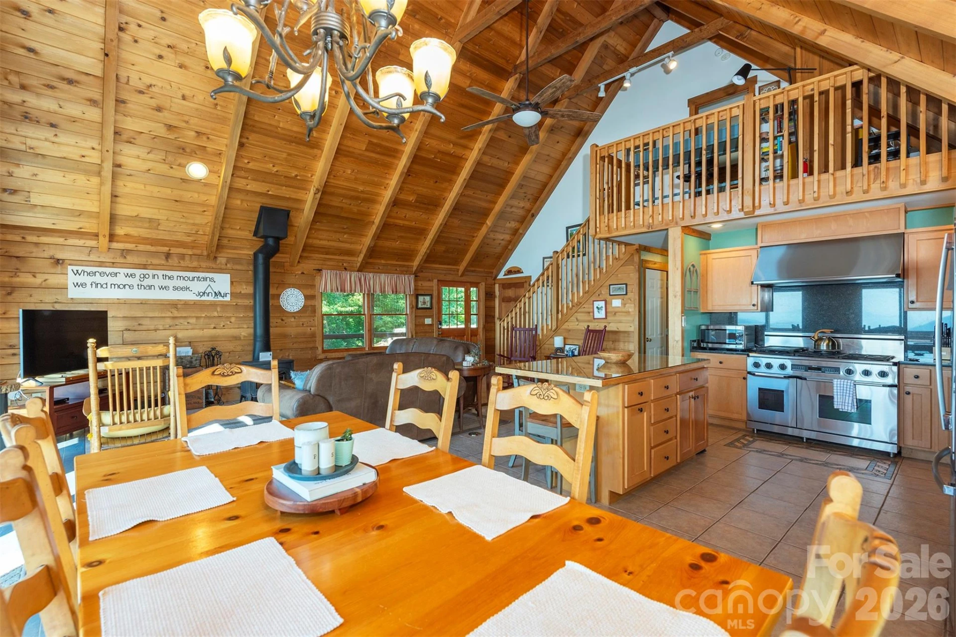 1242 Gateway Parkway - Photo 10