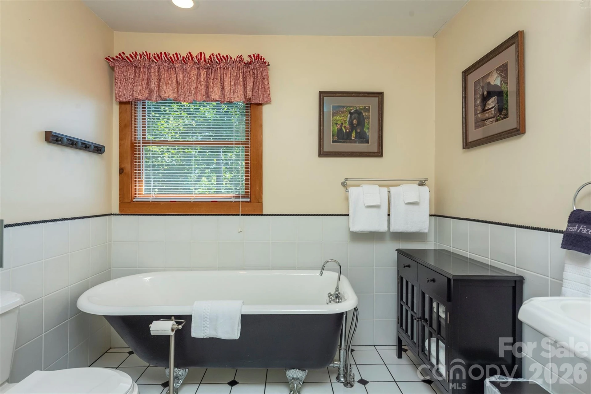1242 Gateway Parkway - Photo 28