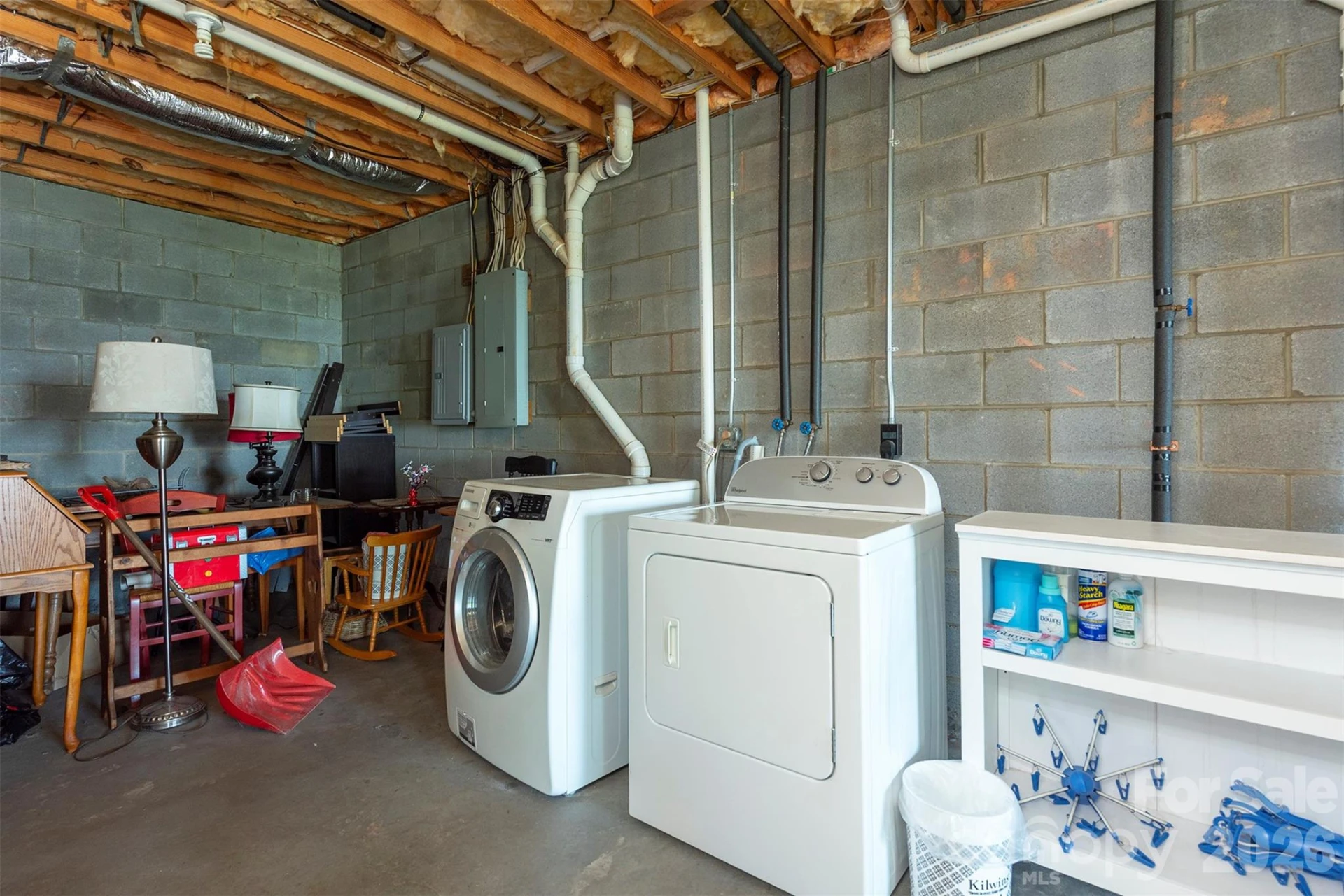 1242 Gateway Parkway - Photo 32