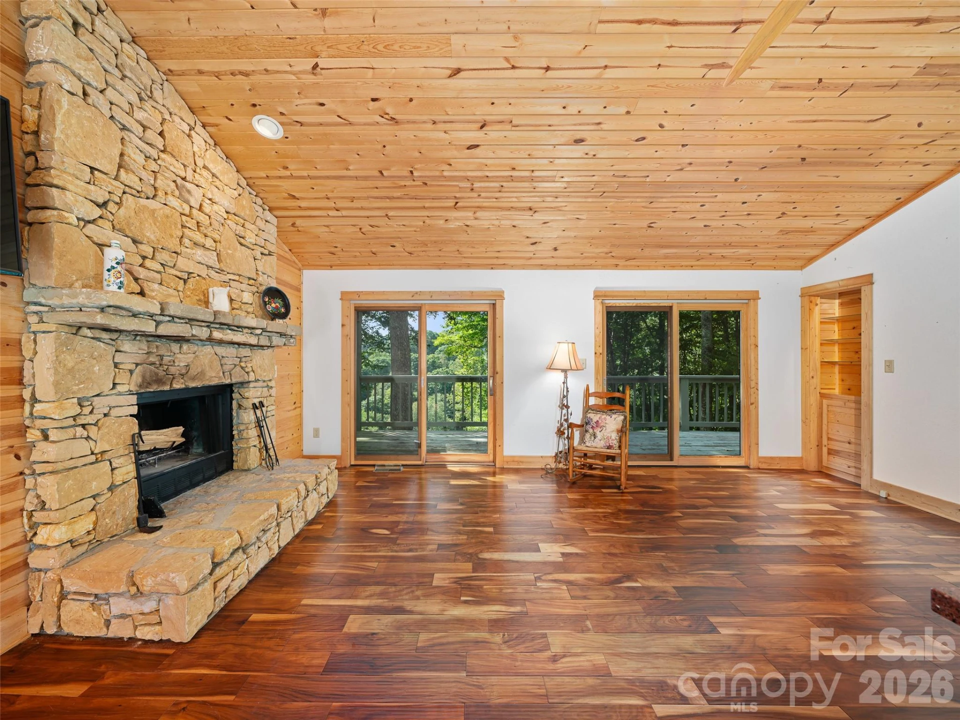 73 Oak Ridge Court - Photo 5