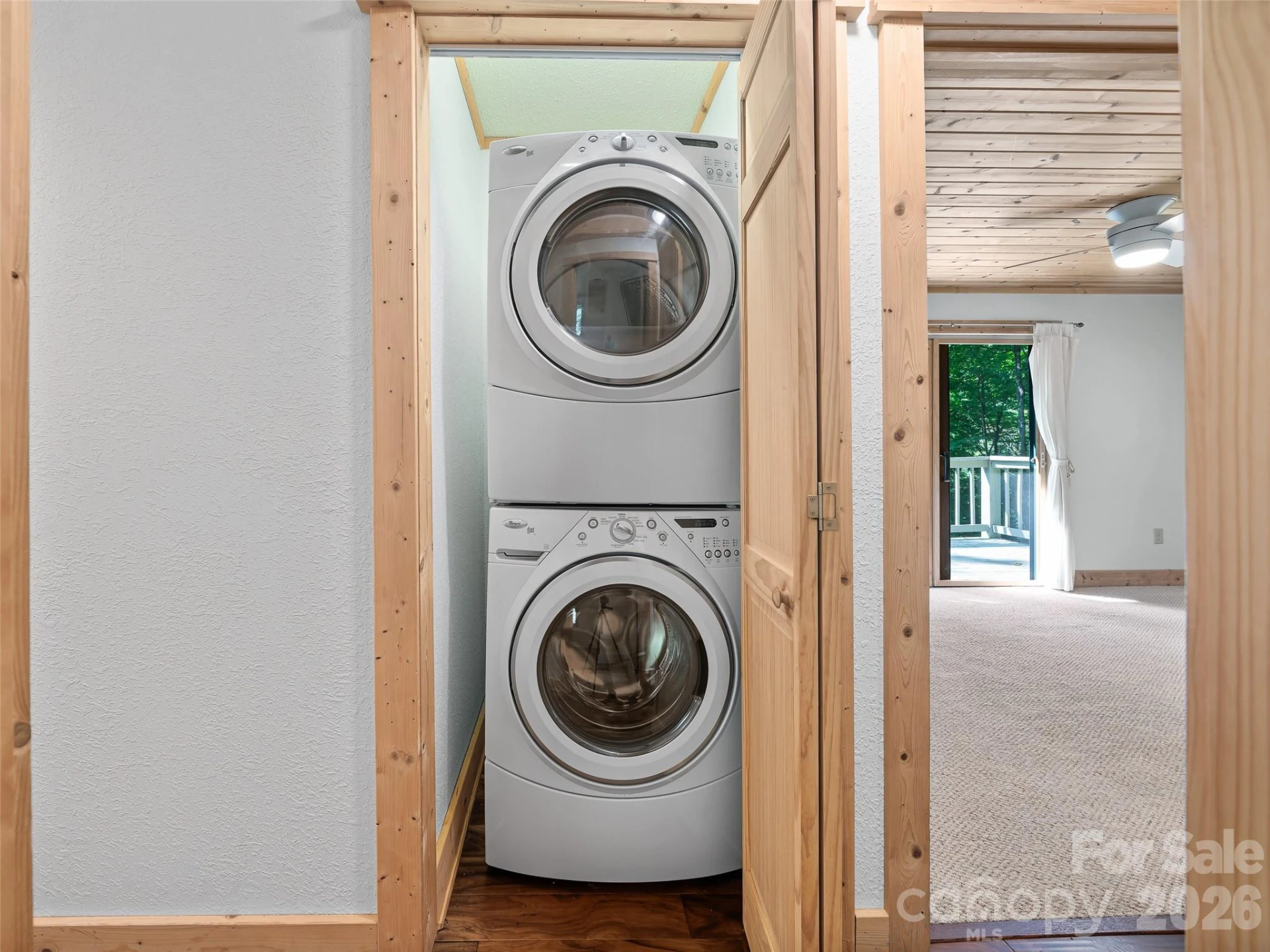73 Oak Ridge Court - Photo 11
