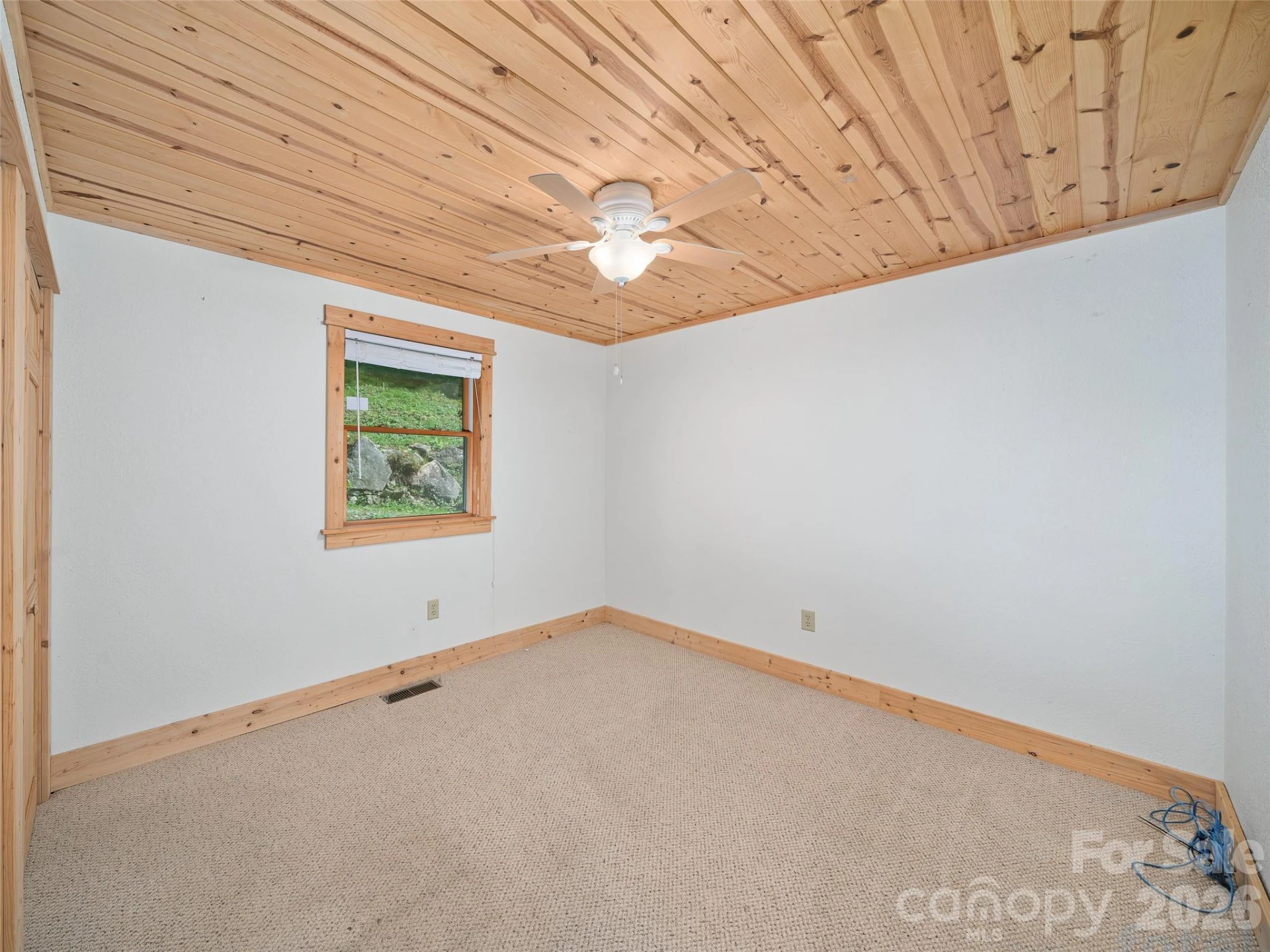 73 Oak Ridge Court - Photo 16