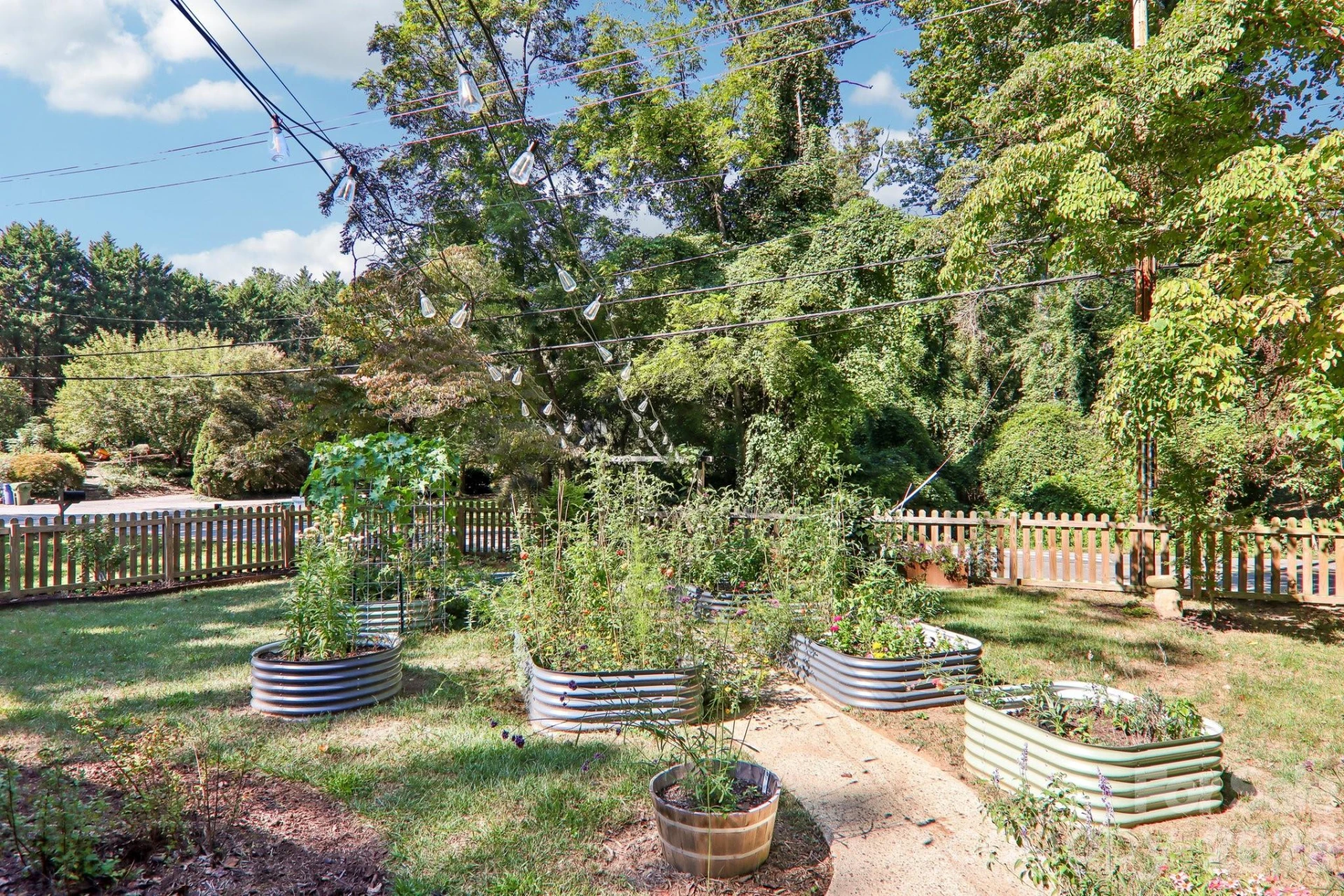 333 Kenilworth Road - Photo 3