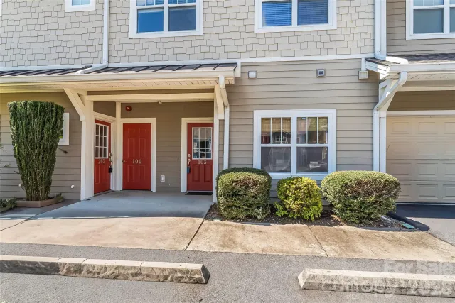 123 Foxden Drive, Fletcher, NC, 28732