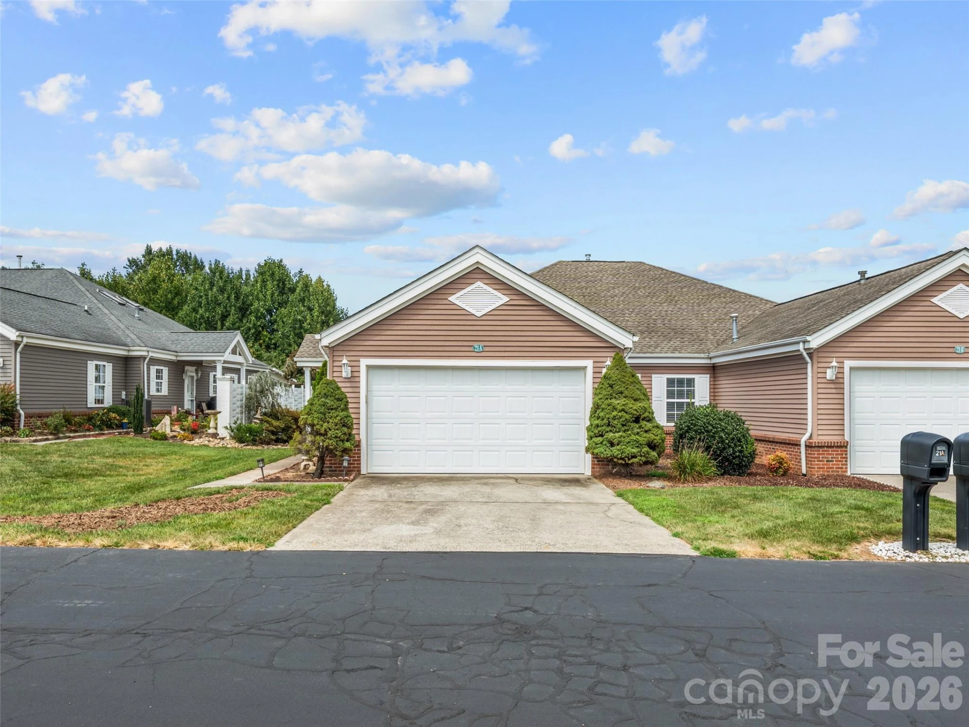 21 Heather Way - Photo 5