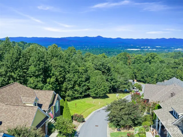 95 Deep Valley Lane, Hendersonville, NC, 28791