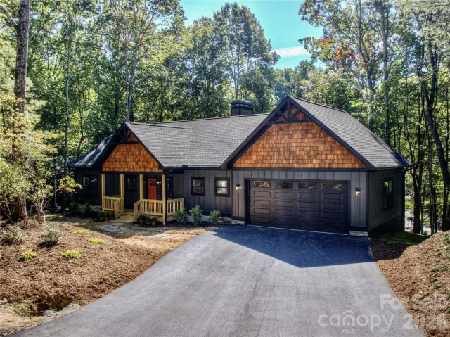 32 Ossarooga Court, Brevard, NC, 28712