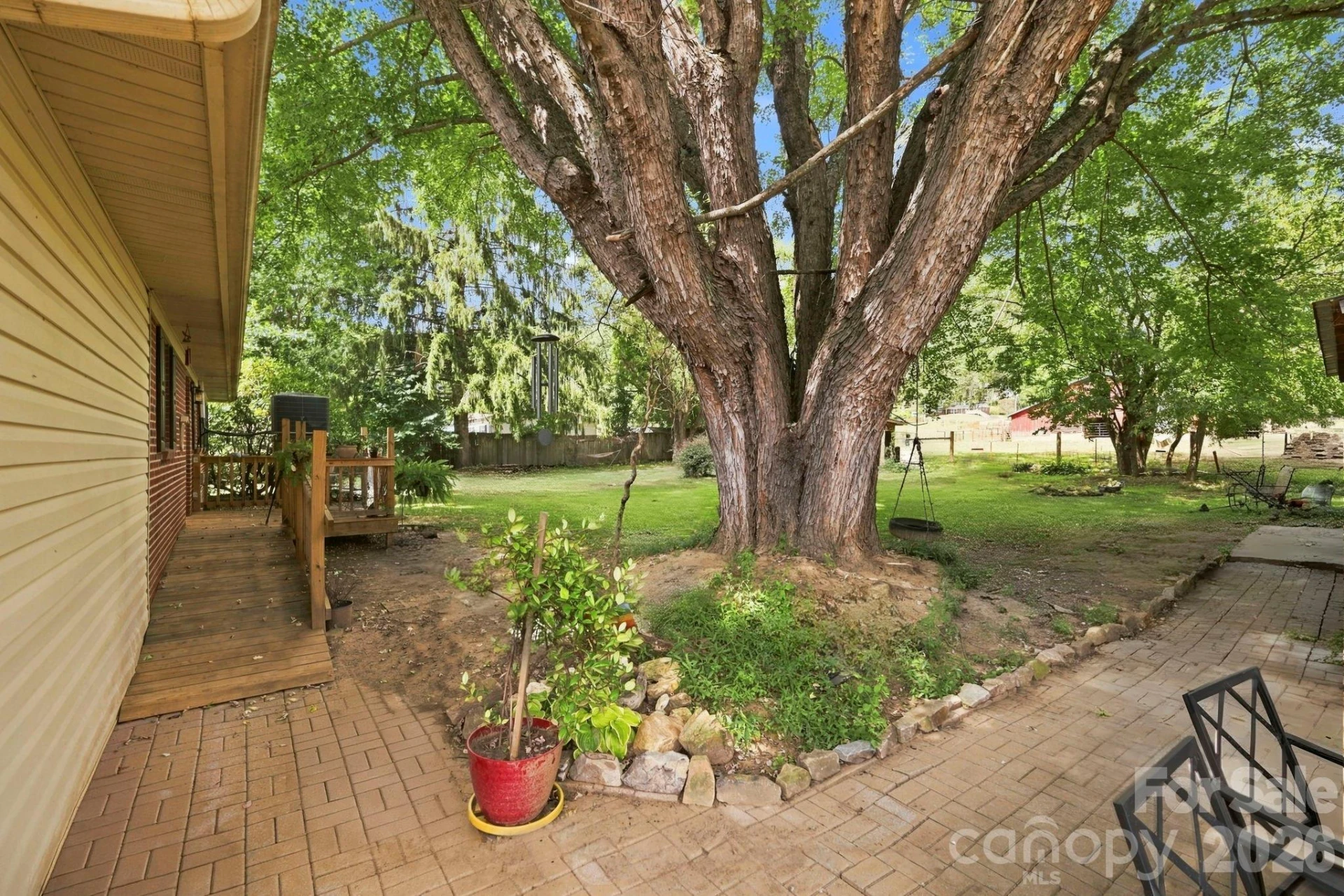 10687 Cruso Road - Photo 3