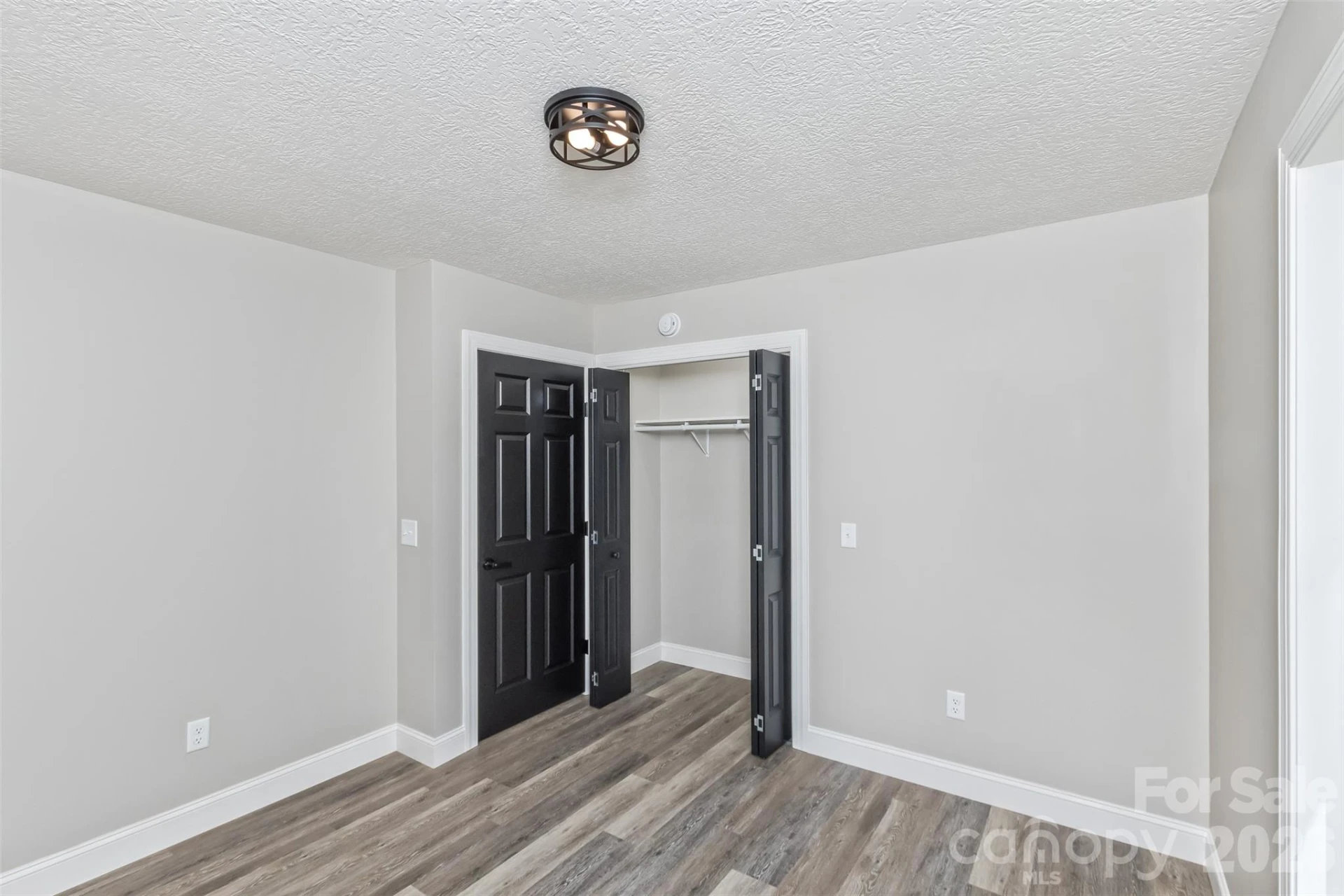 340 Matthew Lane - Photo 10