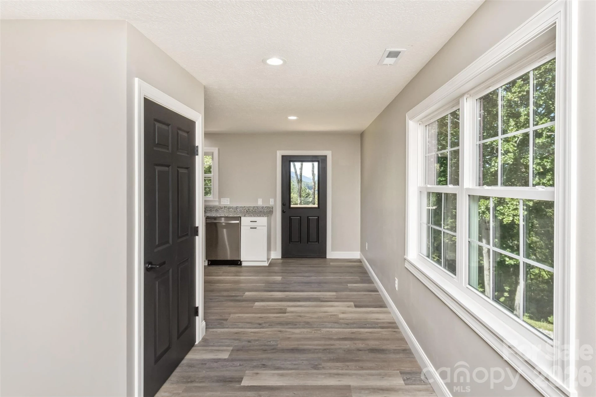 340 Matthew Lane - Photo 15