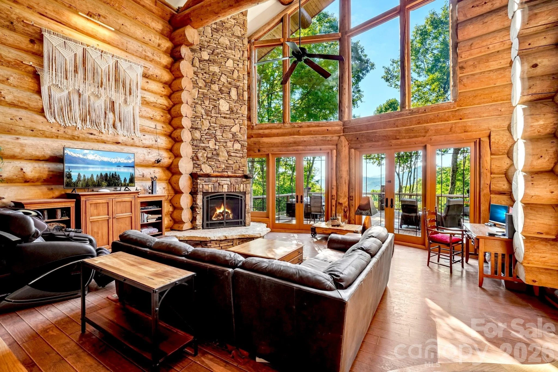476 Waterford Drive - Photo 3