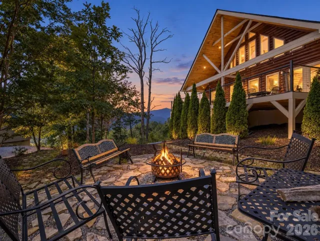 167 Hawks Nest Trail