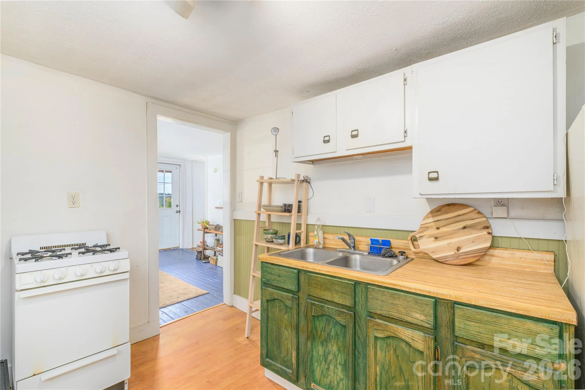 20 View Street - Photo 7