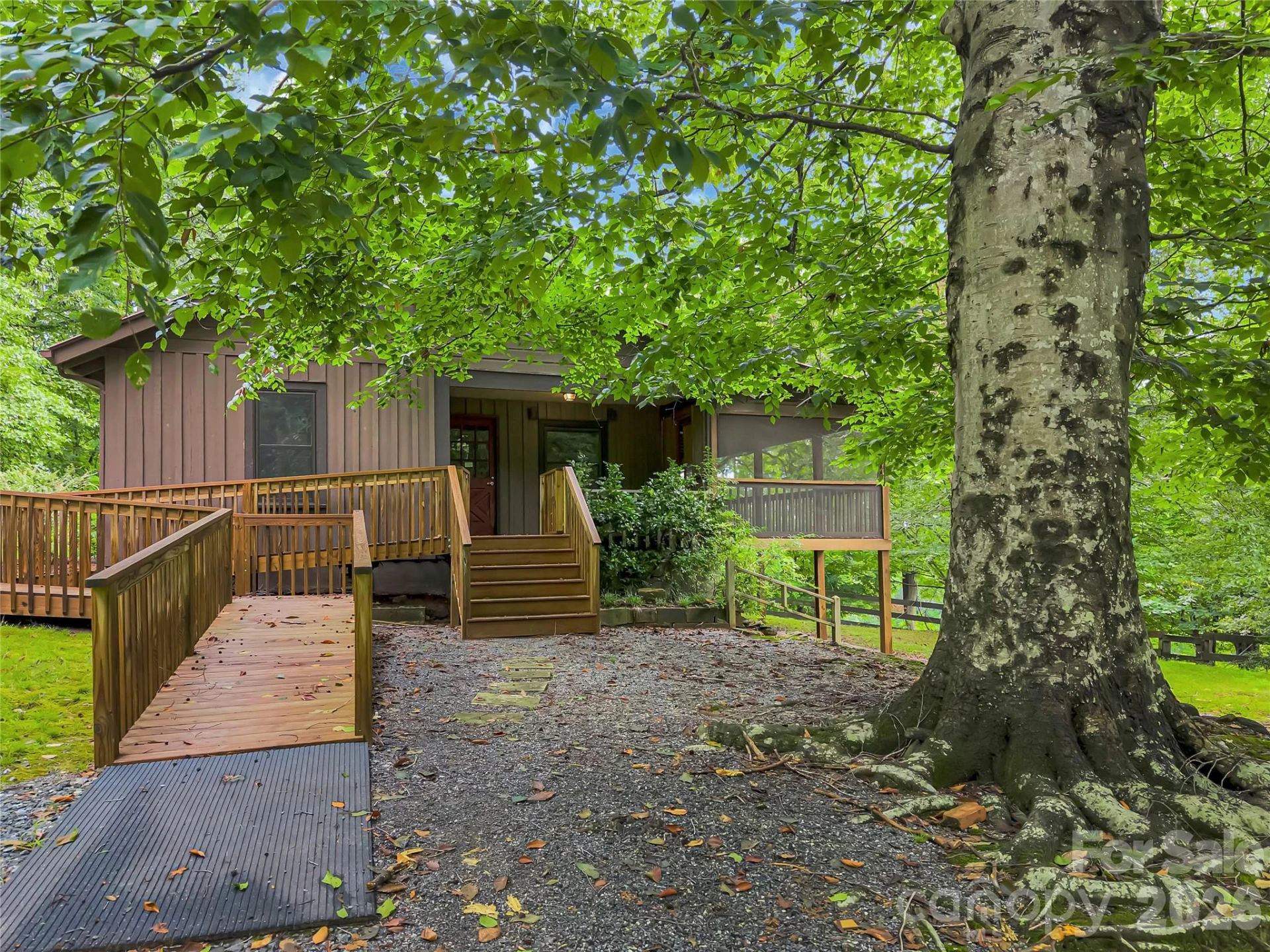 989 Fox Mountain Road - Photo 4