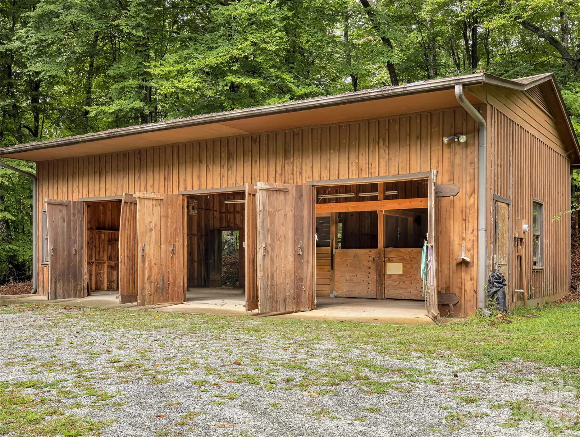 989 Fox Mountain Road - Photo 5