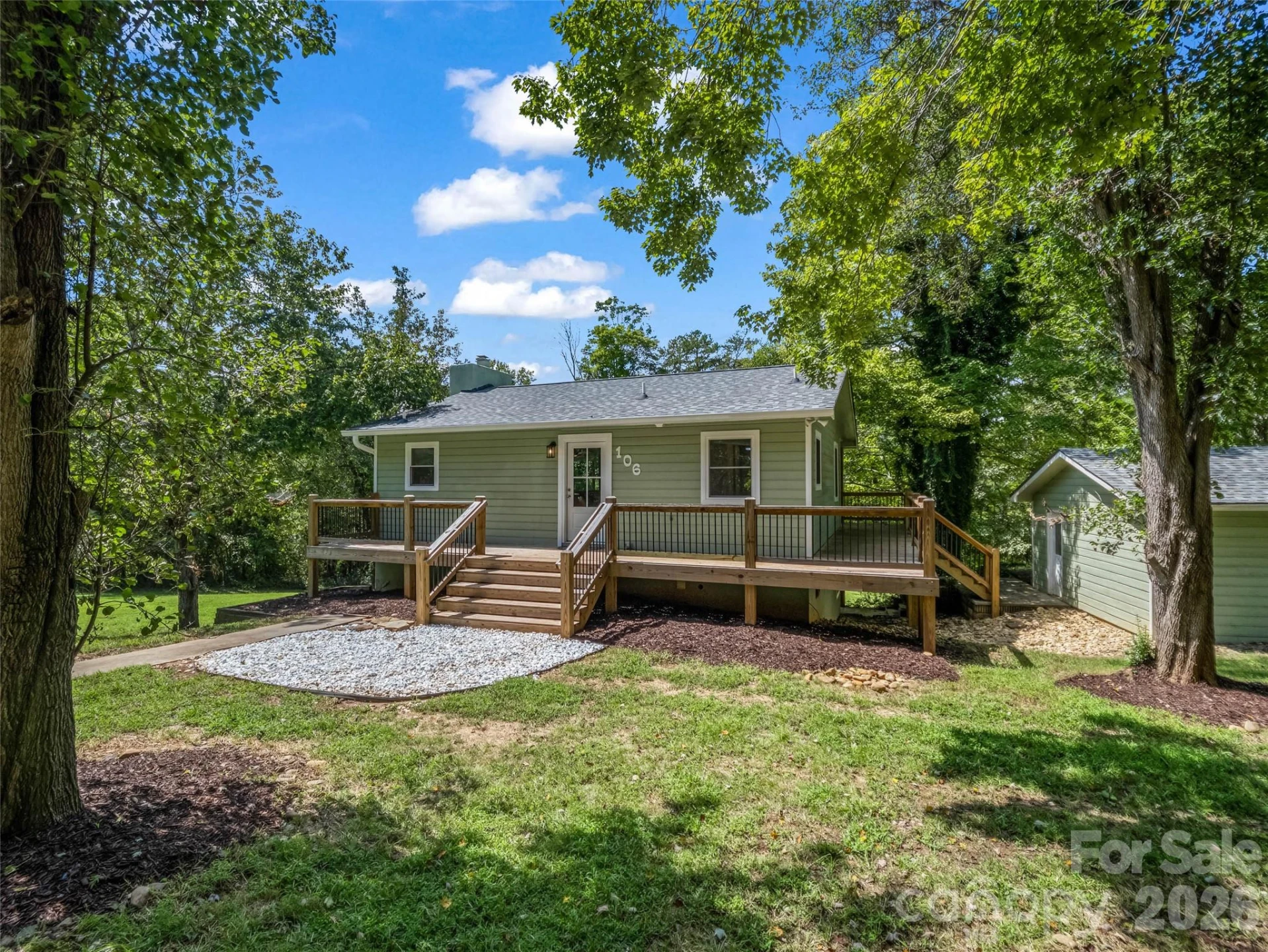 106 Bobwhite Avenue