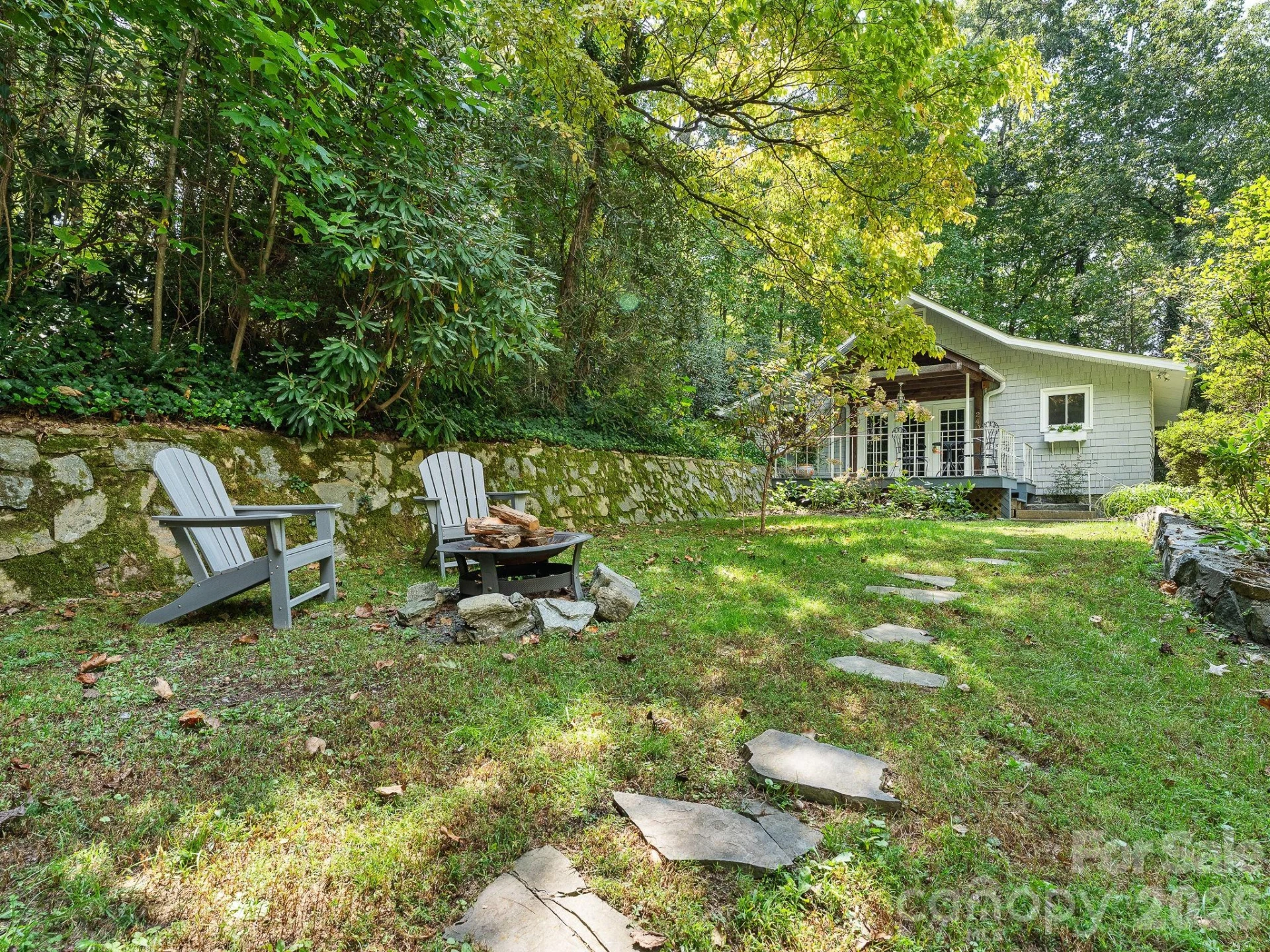 240 Seneca Boulevard - Photo 4