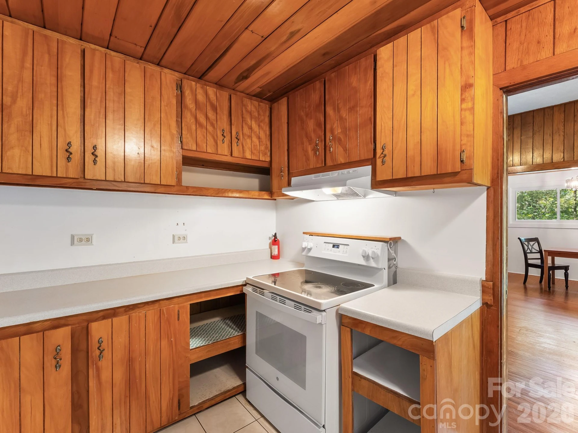 240 Seneca Boulevard - Photo 29