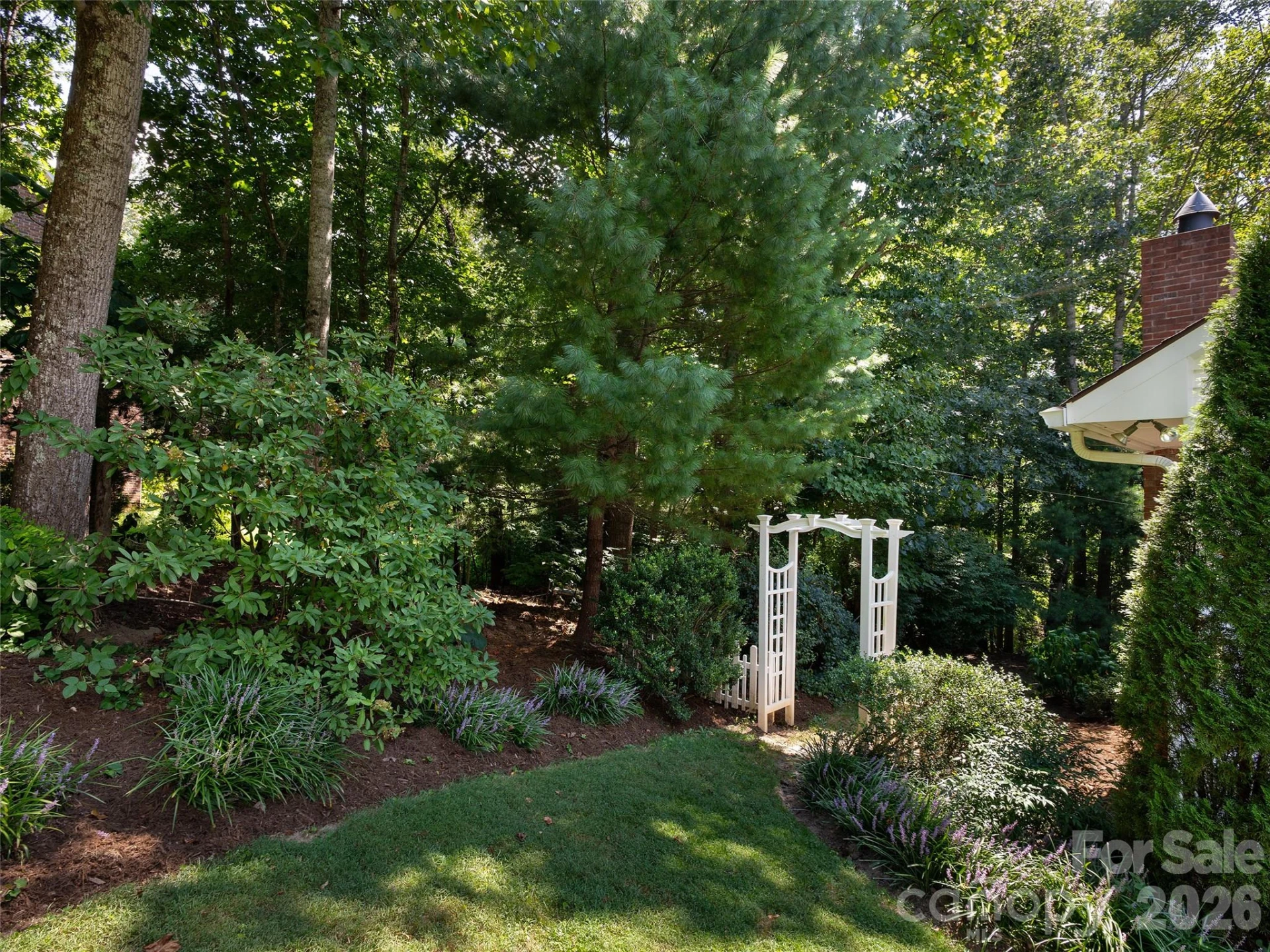 440 Sondley Woods Place - Photo 37