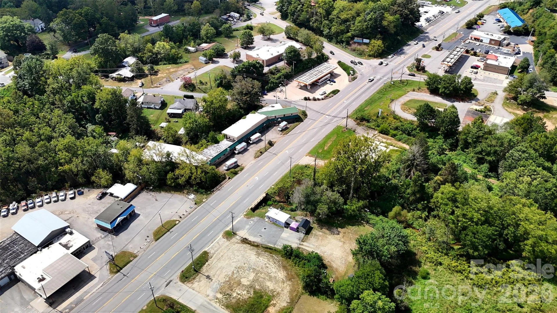 1482 Smokey Park Highway - Photo 3
