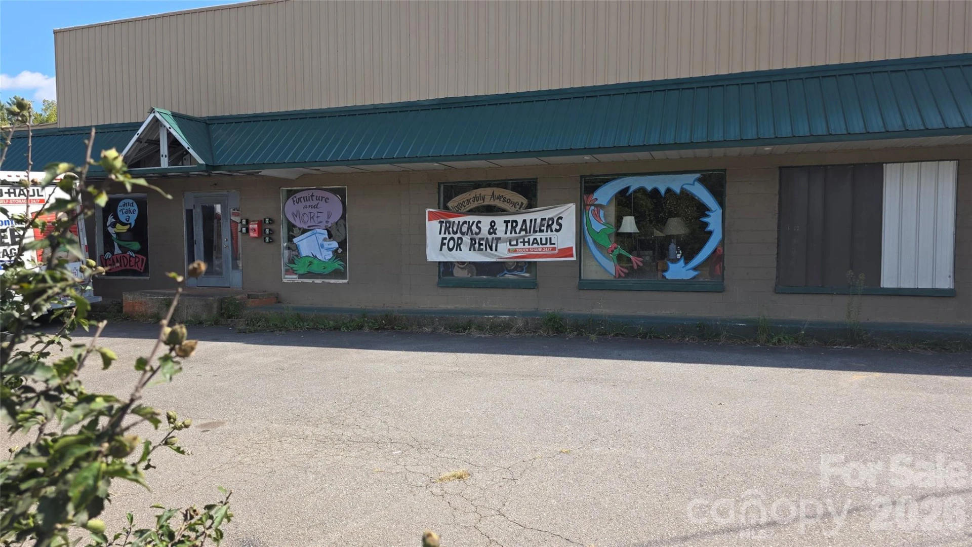 1482 Smokey Park Highway - Photo 5