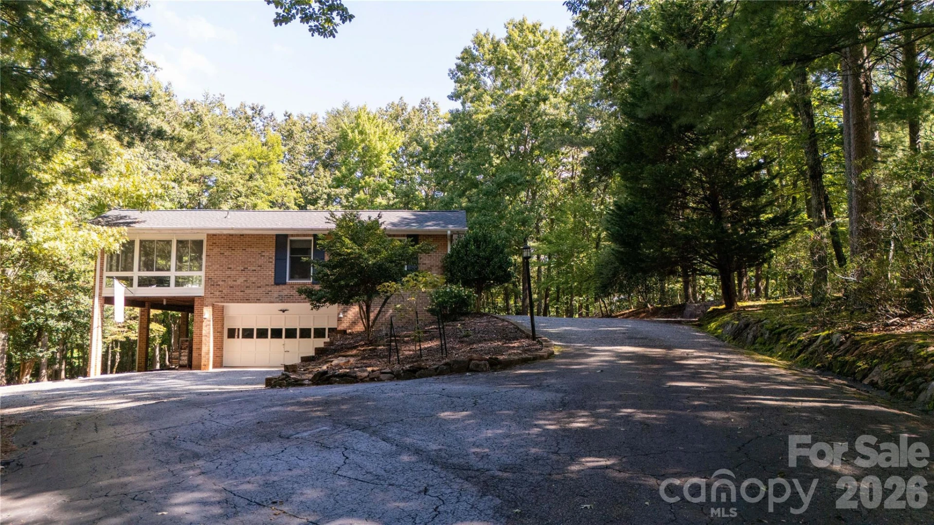1137 Mountain Laurel Drive - Photo 5