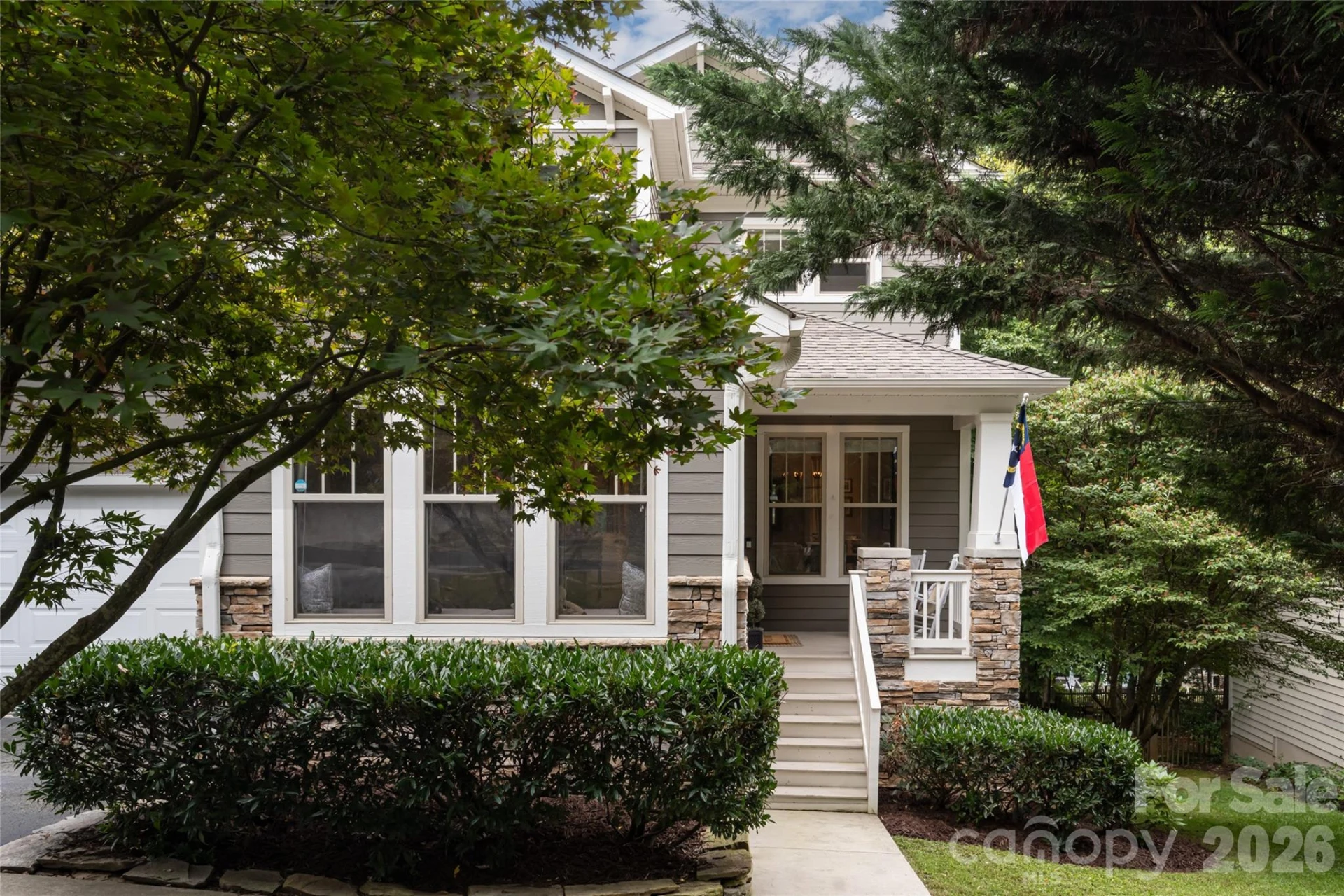 112 Mountain Drive - Photo 2