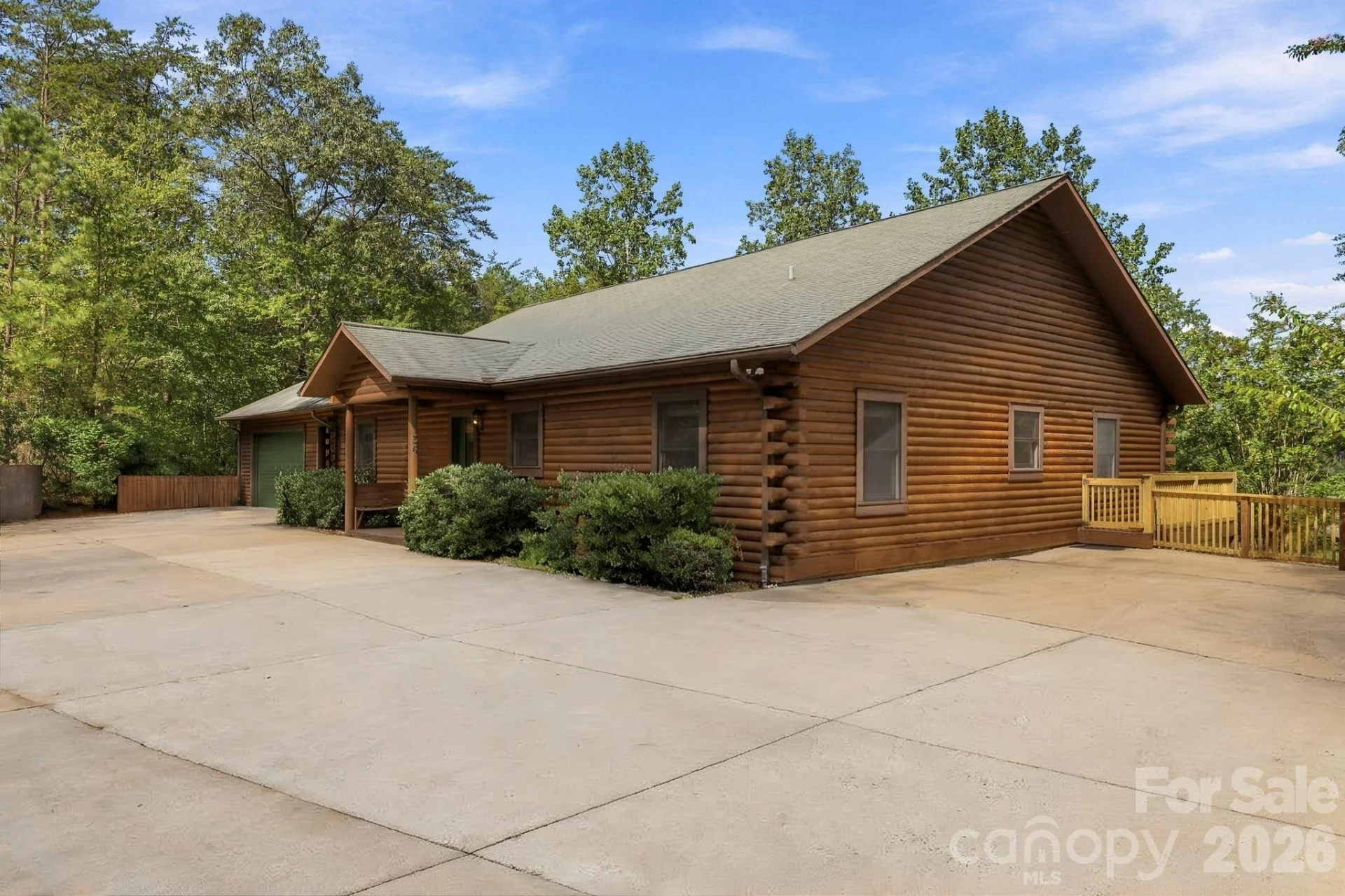134 Raleigh Drive - Photo 3