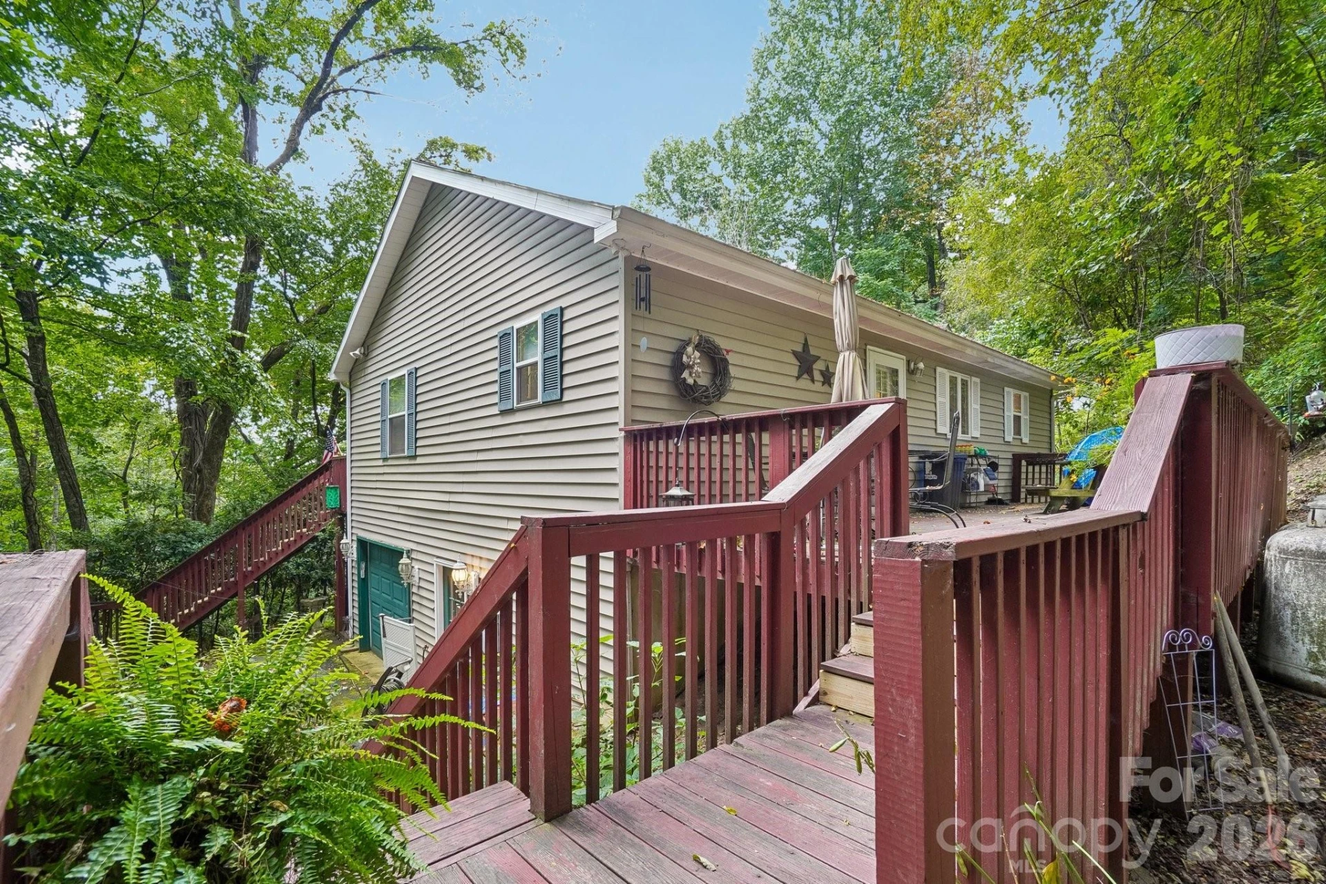 650 Creek Side Drive