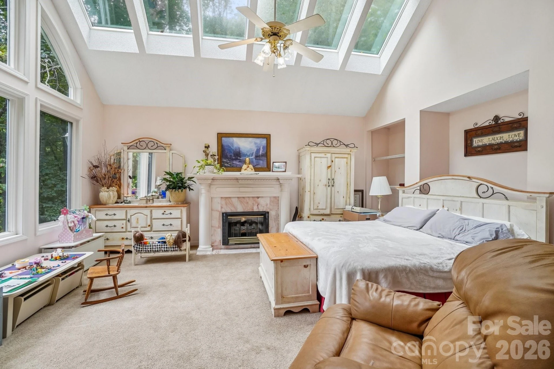 650 Creek Side Drive - Photo 8