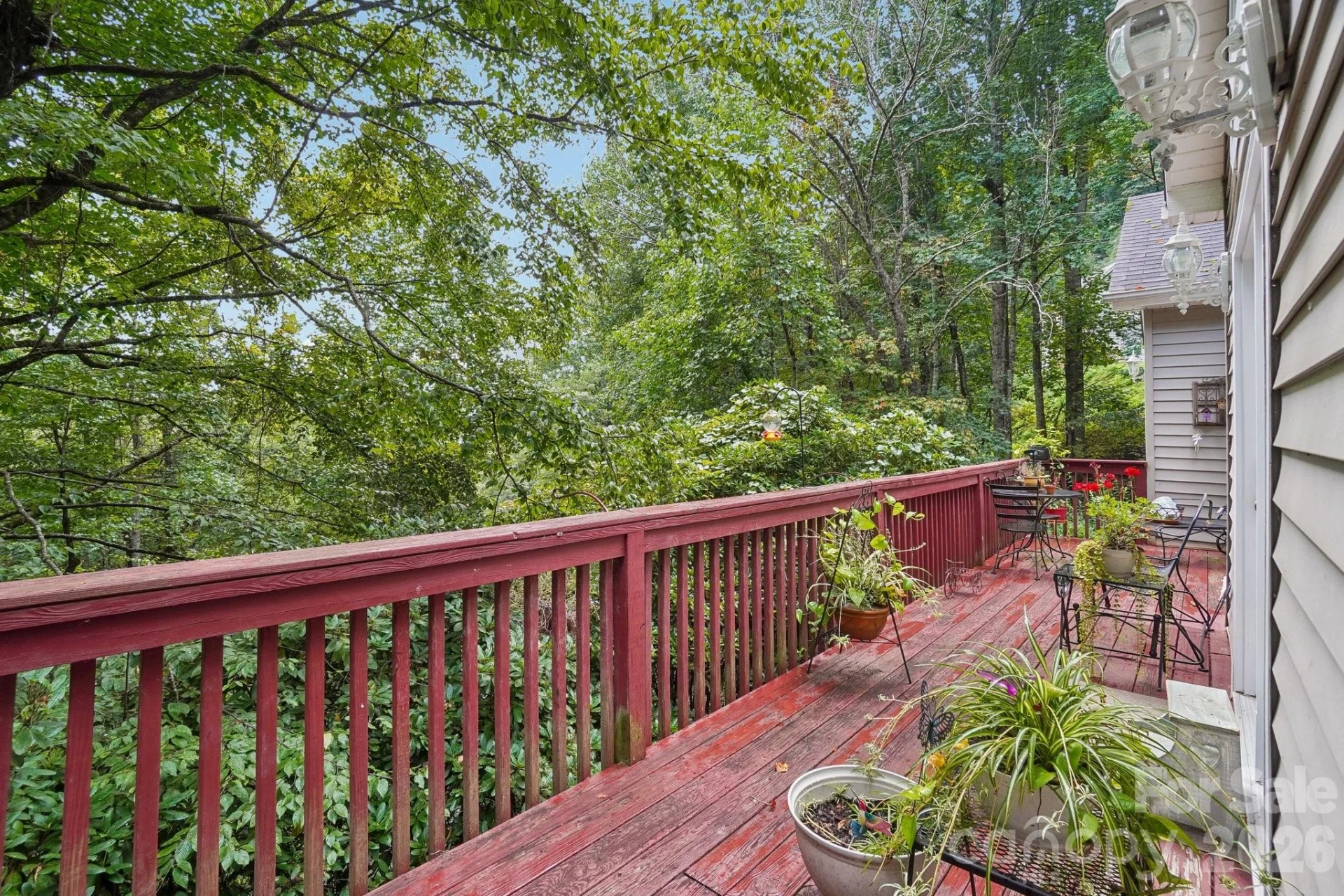 650 Creek Side Drive - Photo 14