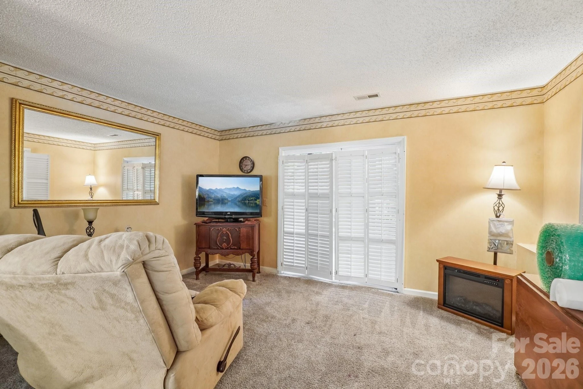650 Creek Side Drive - Photo 17