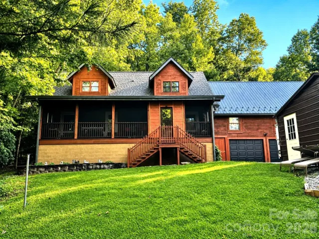 153 Montgomery Place Lane, Zirconia, NC, 28790