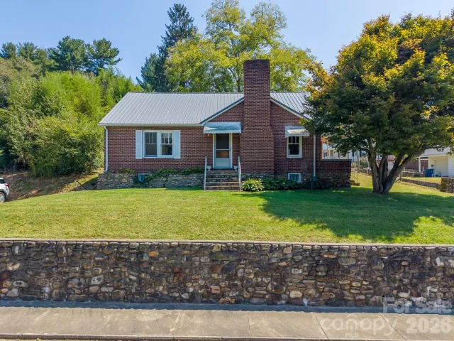 314 Trammell Avenue, Canton, NC, 28716
