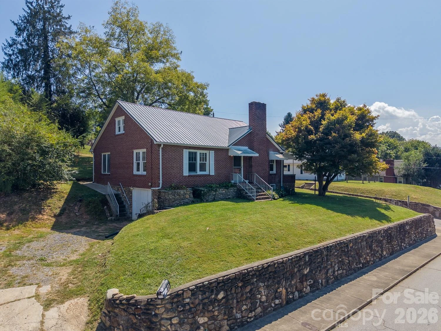 314 Trammell Avenue - Photo 3