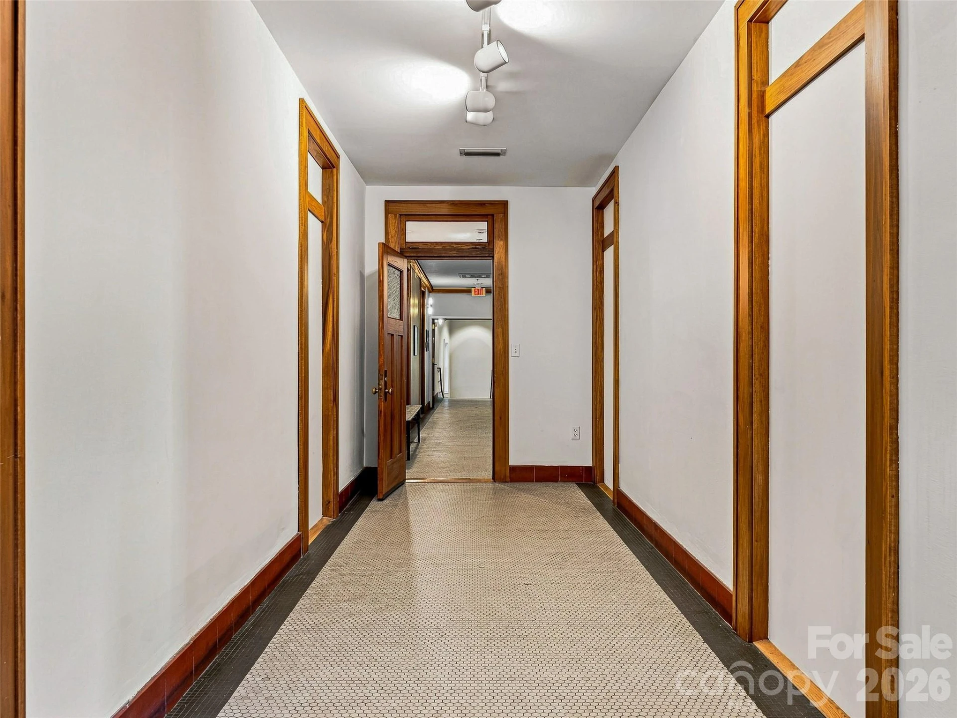 55 1/2 Haywood Street #3B - Photo 5
