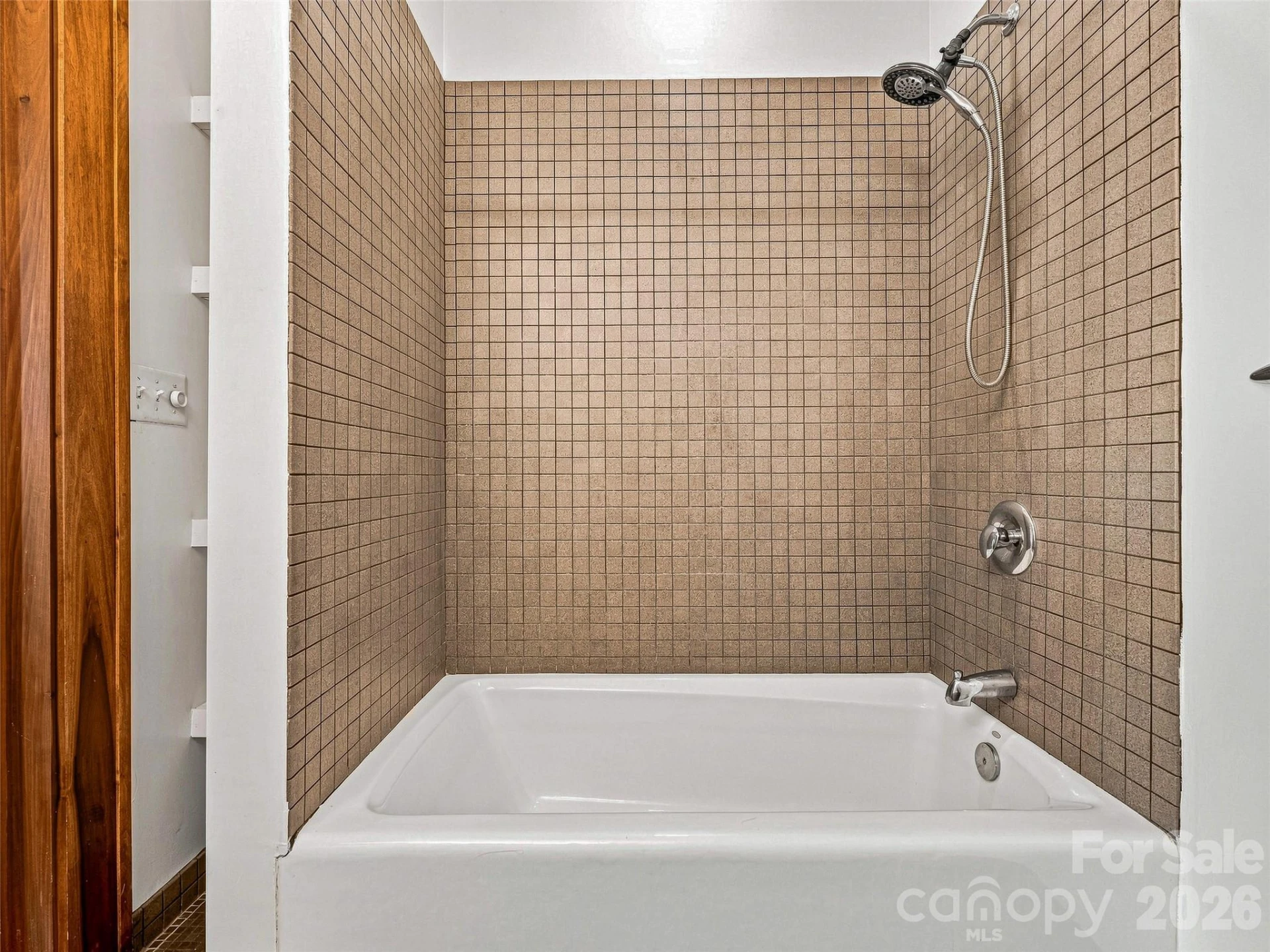 55 1/2 Haywood Street #3B - Photo 26