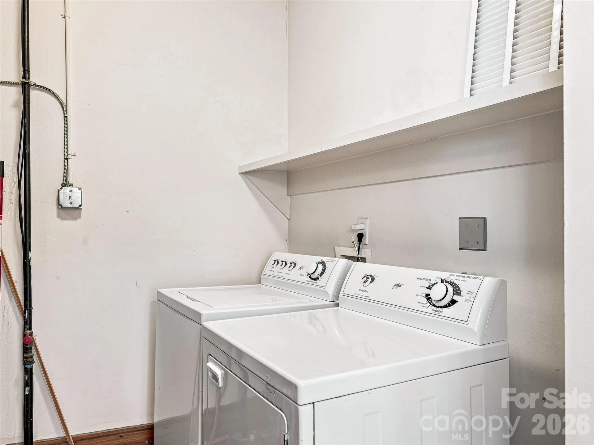 55 1/2 Haywood Street #3B - Photo 27