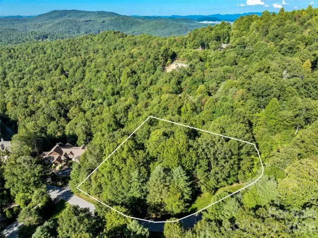 129 Falls Summit Road, Hendersonville, NC, 28739