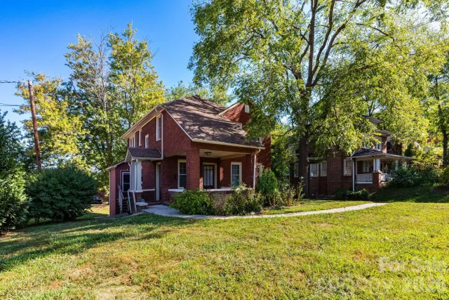 16 Gracelyn Road